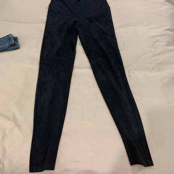 Maternity Leggings/Pants - Size small - Picture 2 of 5